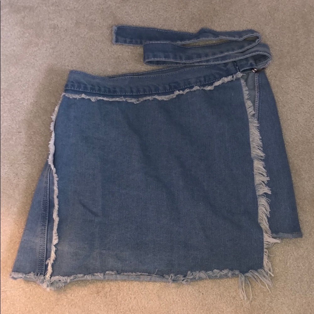 Jean skirt with adjustable belt, GREAT condition